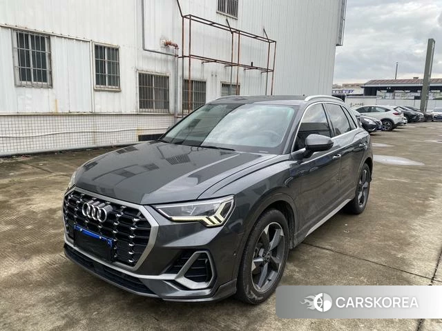 Audi Q3 2021 Темно-серый из Китая, фото 5