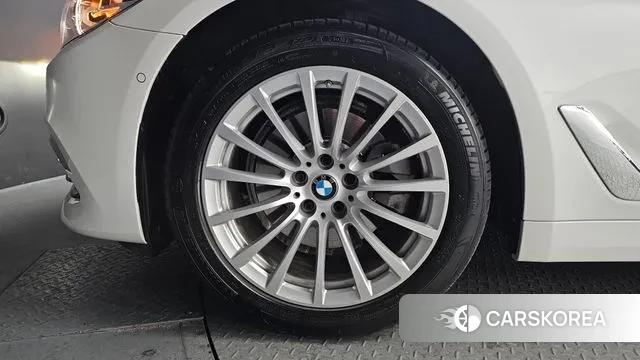 BMW 5 Series (G30) id 3656368 из Кореи 15