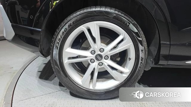 Audi Q3 (F3) id 4650772 из Кореи 26