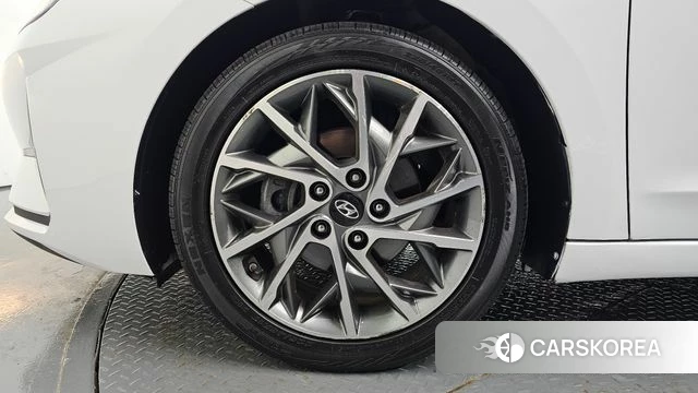 Hyundai The New Avante AD id 4508292 из Кореи 15