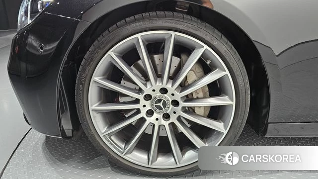 Mercedes-Benz E-Class W213 id 4585394 из Кореи 29