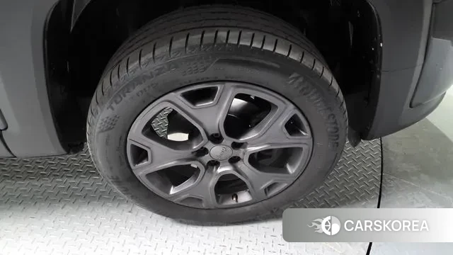 Jeep Renegade id 3488564 из Кореи 15