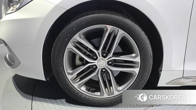 Hyundai Grandeur IG id 4363110 из Кореи 26