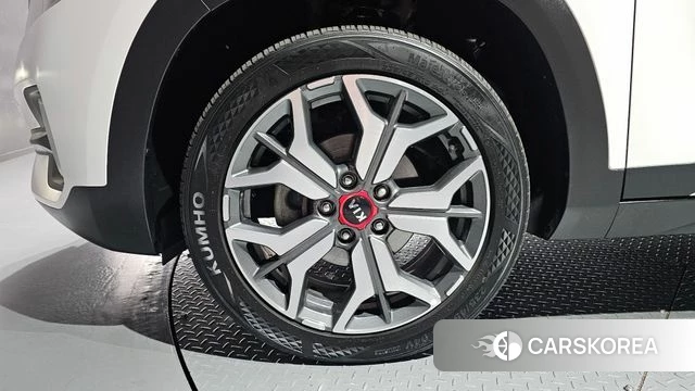 Kia Seltos id 4900341 из Кореи 15