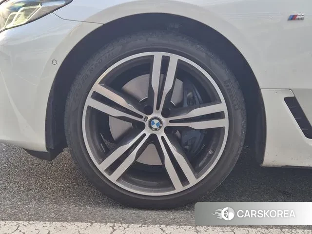 BMW 6 Series GT (G32) 2023 Белый из Кореи, фото 5