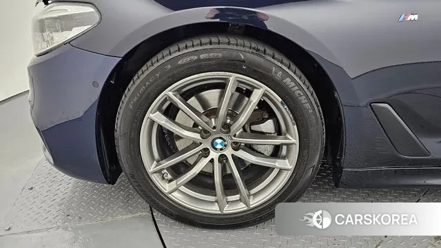 BMW 5 Series (G30) id 3044790 из Кореи 15