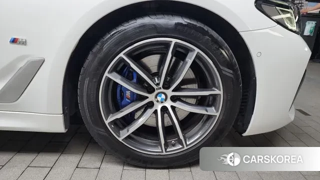 BMW 5 Series (G30) id 2940096 из Кореи 15