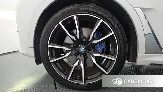 BMW X7 (G07) id 4698293 из Кореи 31