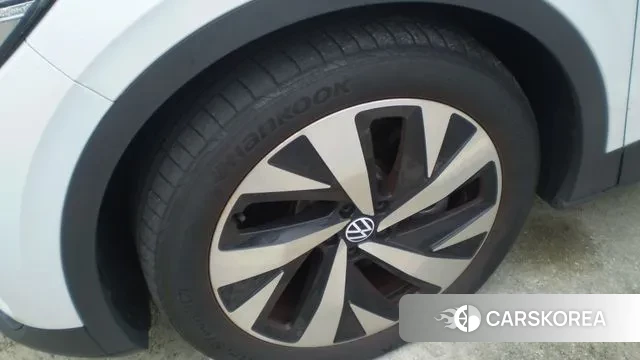 Volkswagen ID.4 2023 Белый из Кореи, фото 6