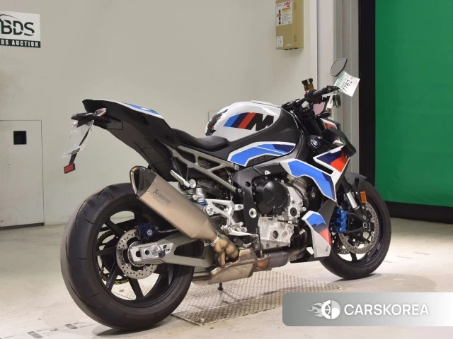 BMW M1000R 2025 из Японии, фото 3