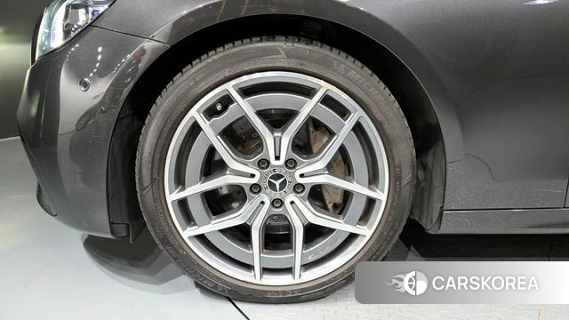 Mercedes-Benz E-Class W213 id 4389728 из Кореи 29