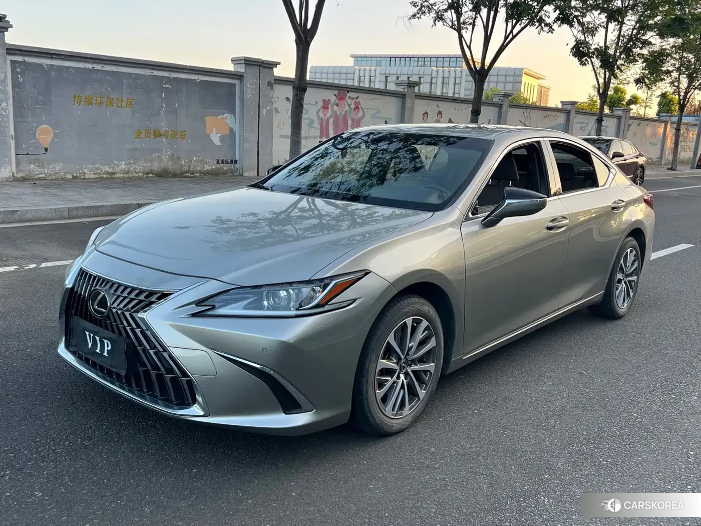 Lexus ES id 4628177 из Китая 12