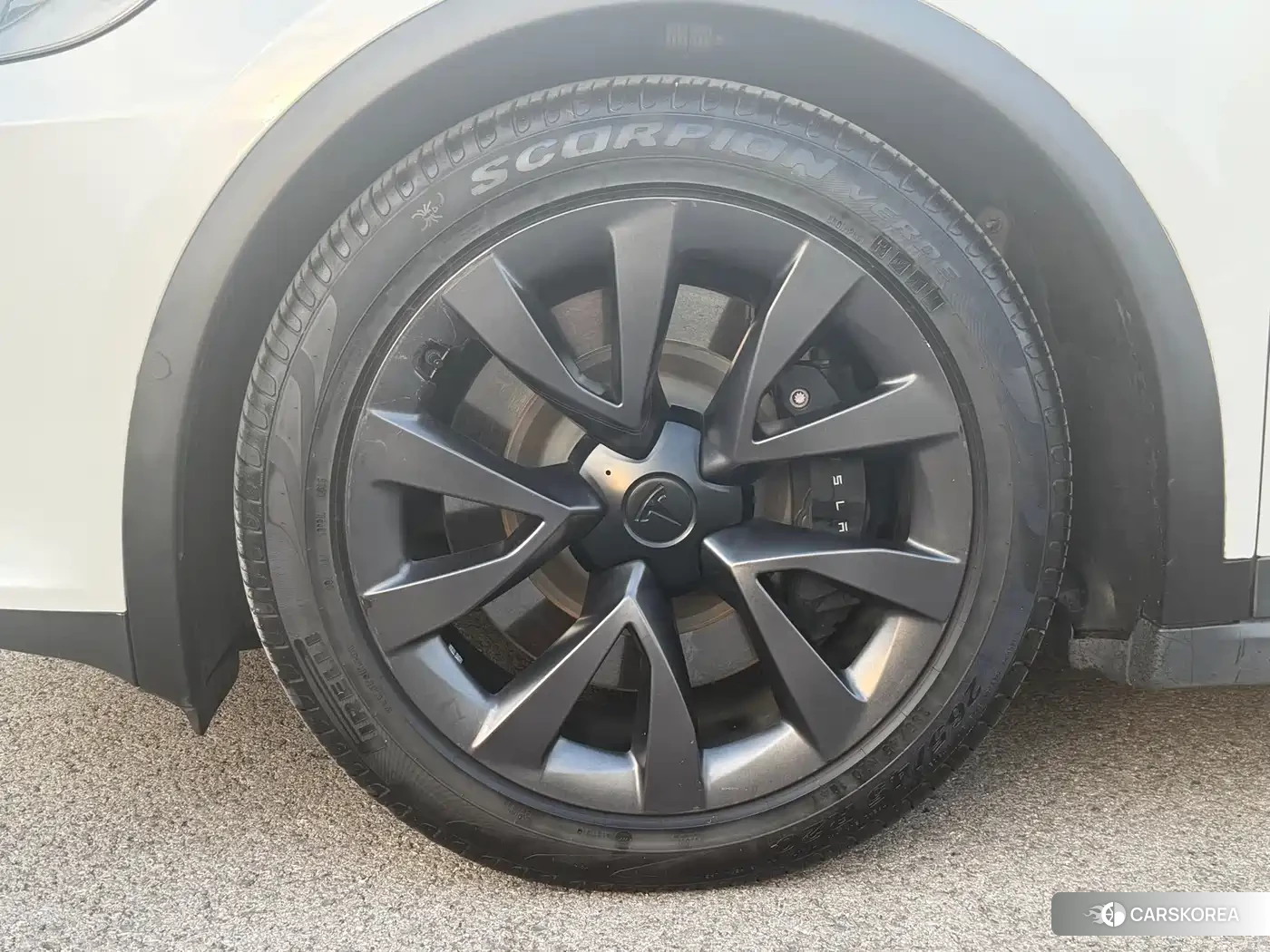 Tesla Model X id 4545634 из Китая 28