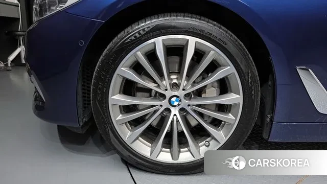 BMW 5 Series (G30) id 3368719 из Кореи 15