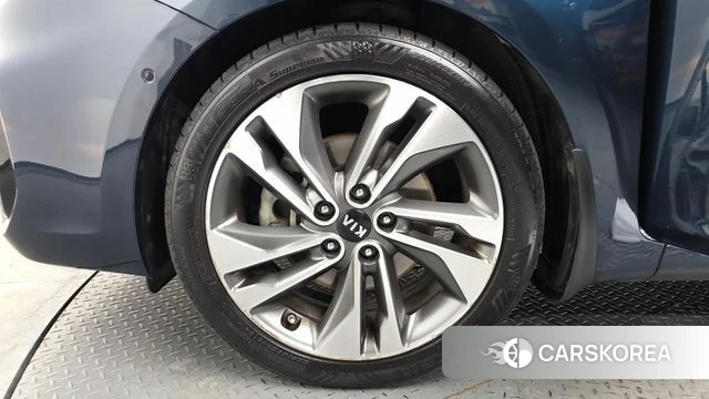 Kia The New Carens id 3808270 из Кореи 15