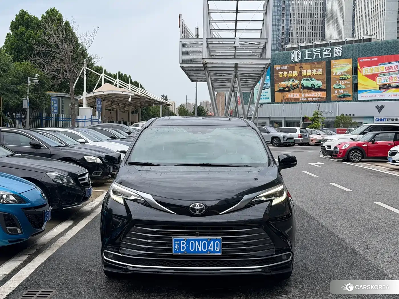 Toyota Sienna 2025 Черный из Китая, фото 5