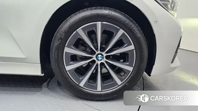 BMW 3 Series (G20) id 3771425 из Кореи 15