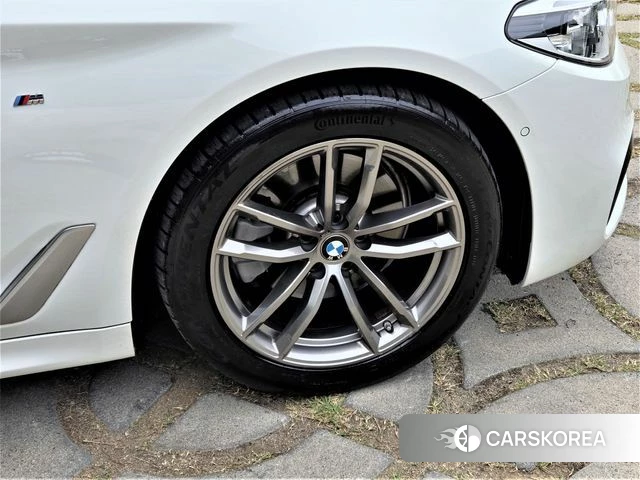 BMW 5 Series (G30) id 4483391 из Кореи 15