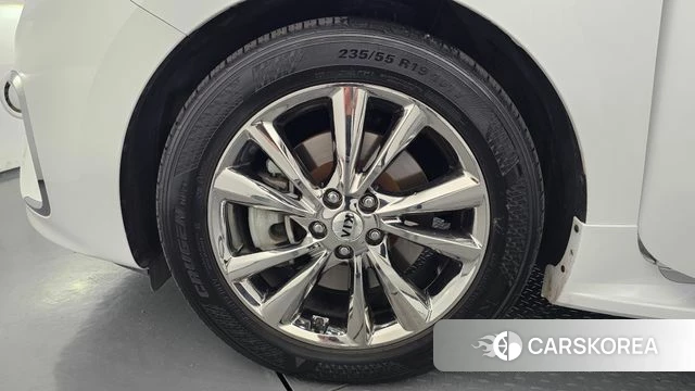 Kia The New Carnival id 4397880 из Кореи 38