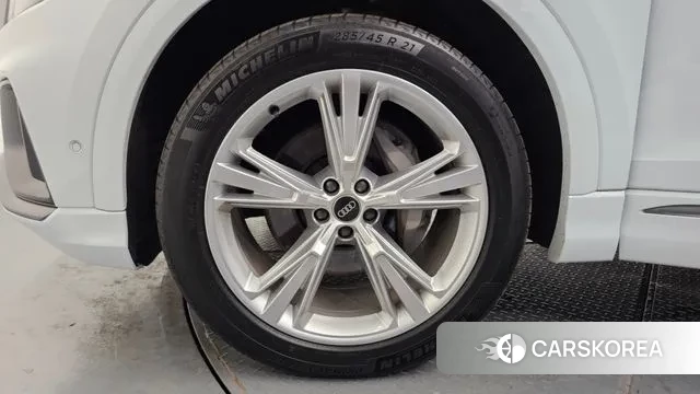 Audi Q8 (4M) id 3566119 из Кореи 15