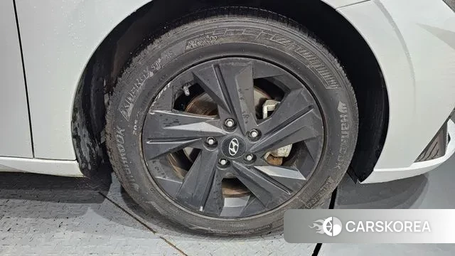 Hyundai Avante Hybrid (CN7) id 2931569 из Кореи 15