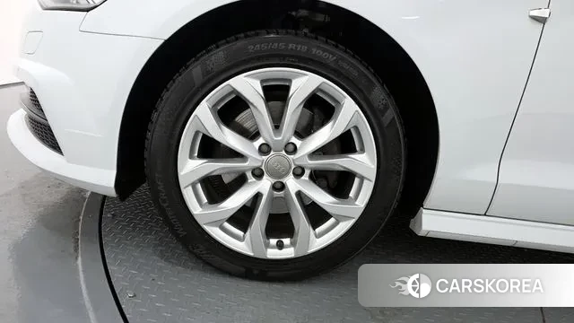 Audi New A6 id 3460225 из Кореи 15