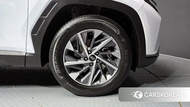 Hyundai Tucson (NX4) id 3042789 из Кореи 15