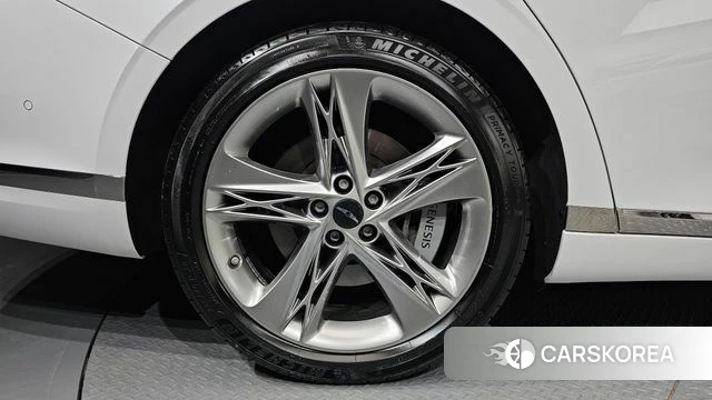 Genesis G90 (RS4) id 3832695 из Кореи 15