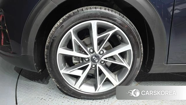 Kia The New Niro id 4943913 из Кореи 15