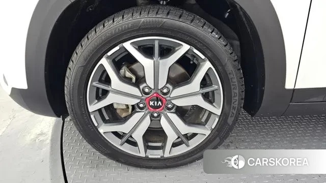 Kia Seltos id 3469118 из Кореи 15