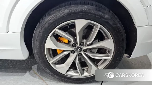 Audi e-Tron id 3283154 из Кореи 15