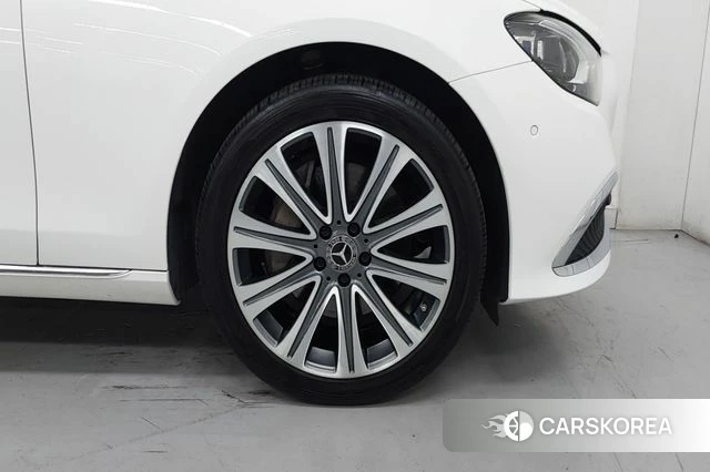 Mercedes-Benz E-Class W213 id 4687288 из Кореи 14