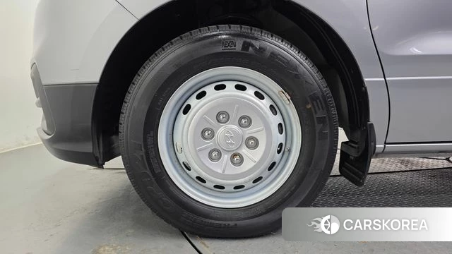 Hyundai The New Grand Starex id 4937229 из Кореи 15