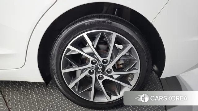 Hyundai The New Avante AD id 3150149 из Кореи 15