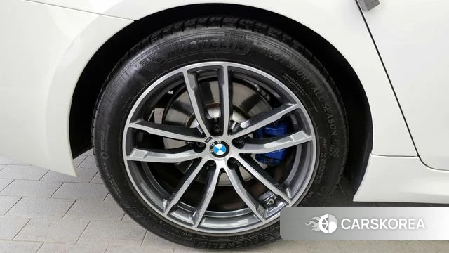 BMW 5 Series (G30) id 4284165 из Кореи 29