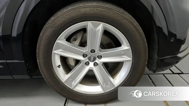 Audi Q8 (4M) id 3012747 из Кореи 15