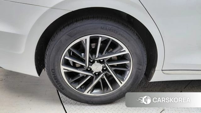 Hyundai The New Grandeur IG id 4905894 из Кореи 27