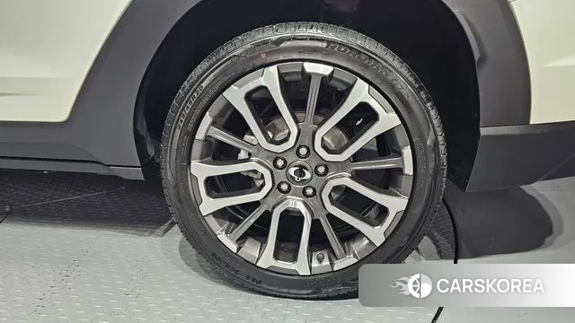 Ssangyong Torres id 3262654 из Кореи 15