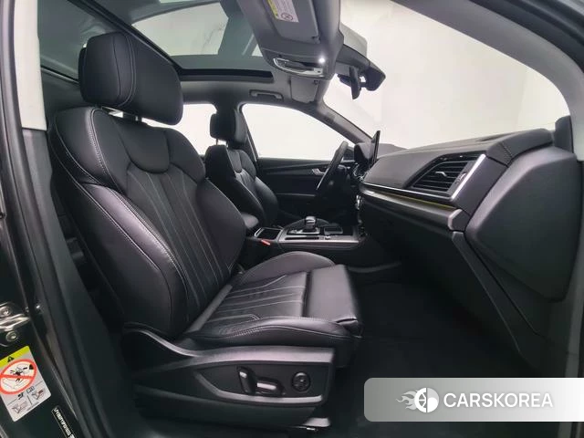 Audi Q5L id 4353766 из Китая 22