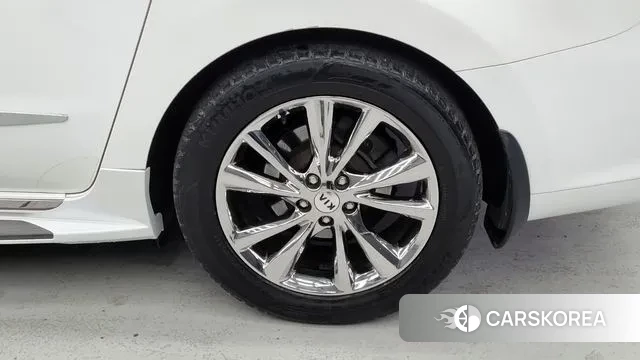 Kia The New Carnival id 3757543 из Кореи 14