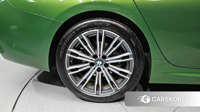 BMW 3 Series (G20) id 4304647 из Кореи 26
