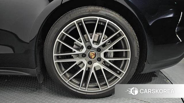 Porsche Panamera (971) id 3812669 из Кореи 15