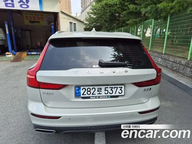 Volvo V60 Cross-Country 2nd Generation id 2905831 из Кореи 15