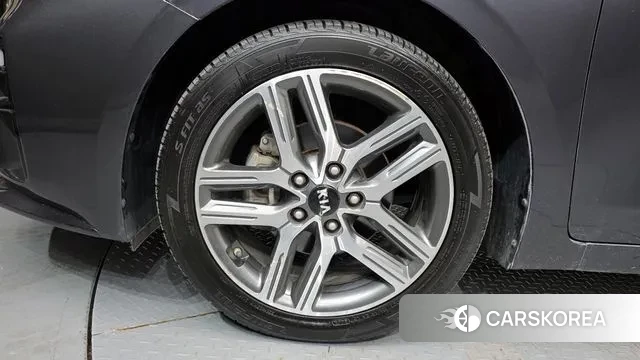 Kia Come New K3 id 3494732 из Кореи 15