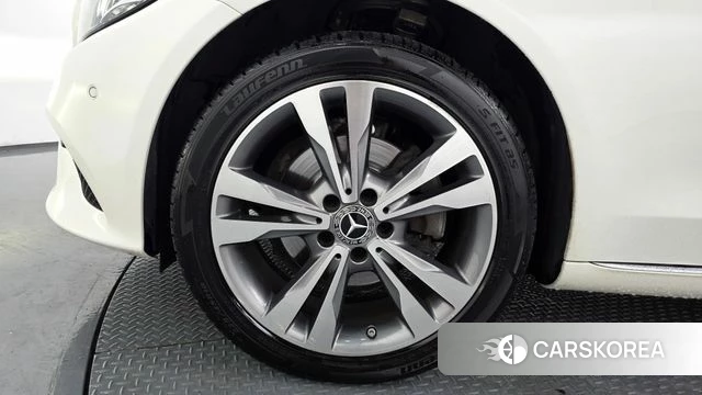 Mercedes-Benz C-Class W205 id 4609664 из Кореи 25