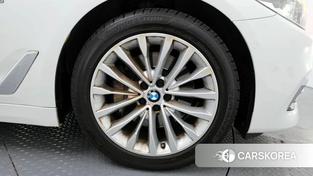 BMW 5 Series (G30) id 3861534 из Кореи 15