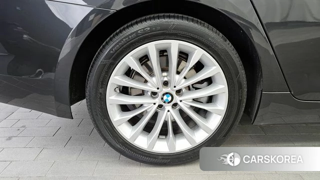 BMW 5 Series (G30) id 3866972 из Кореи 15