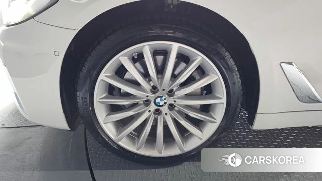 BMW 5 Series (G30) id 4561321 из Кореи 15