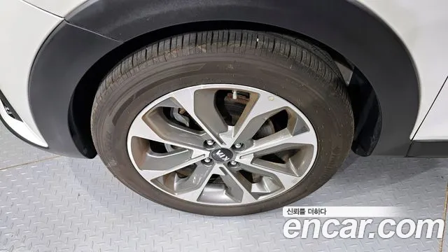 Kia Stonic id 2561231 из Кореи 15