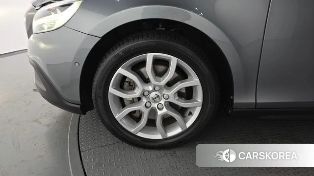 Volvo V40 Cross-Country id 3808259 из Кореи 15